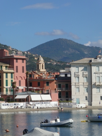 Day 14 Sestri Levante 10-18 (16).JPG